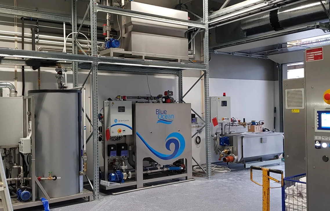 Wientjens Blue Ocean Compact water recovery system - industrial water recycling equipment for commercial laundries showing filtration unit and control panel